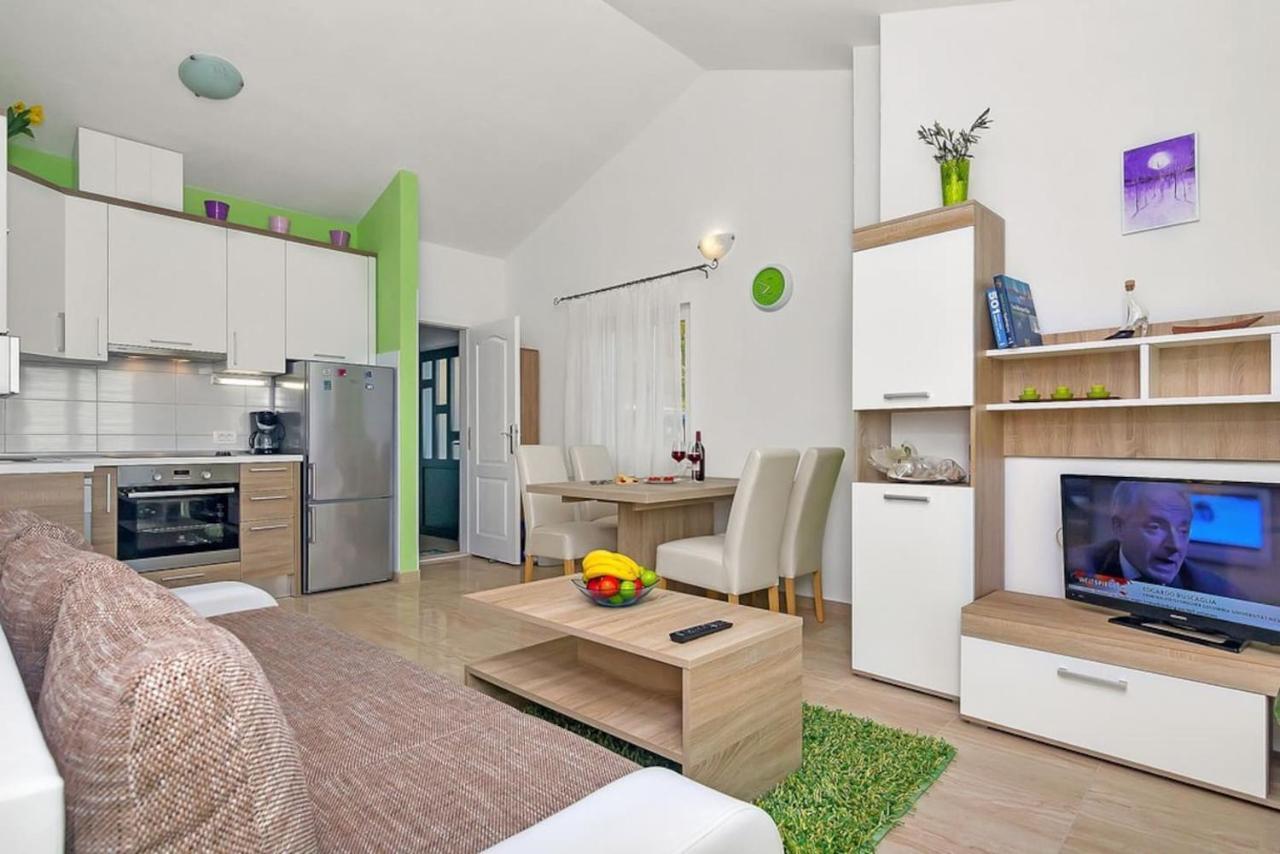 Holiday Home Colla Tučepi Zewnętrze zdjęcie